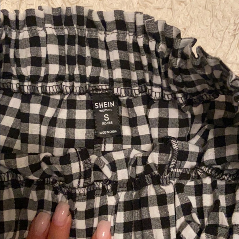 Checkered Shein Shorts - Picture 2 of 2